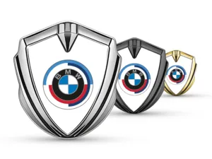 BMW Emblema Metallico Badge Look Minimal Stile Universale